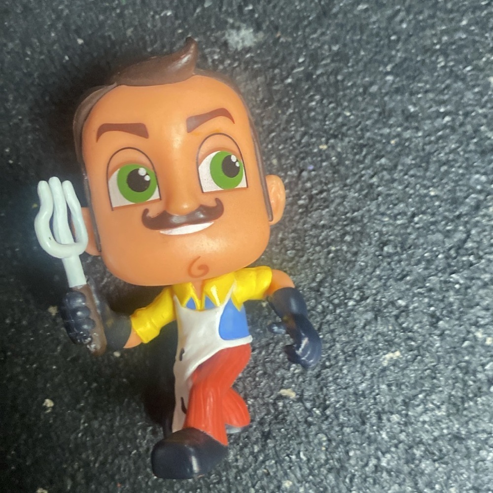Hello Neighbor figures - Picture 3 of 4